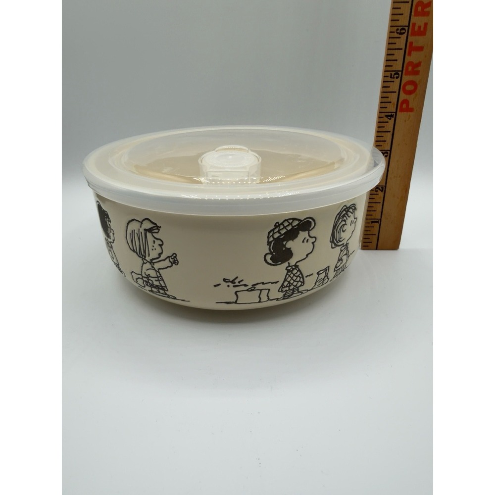 Peanuts Snoopy & Gang School Day Large Ceramic Covered Bowl Vented Lid Zrike